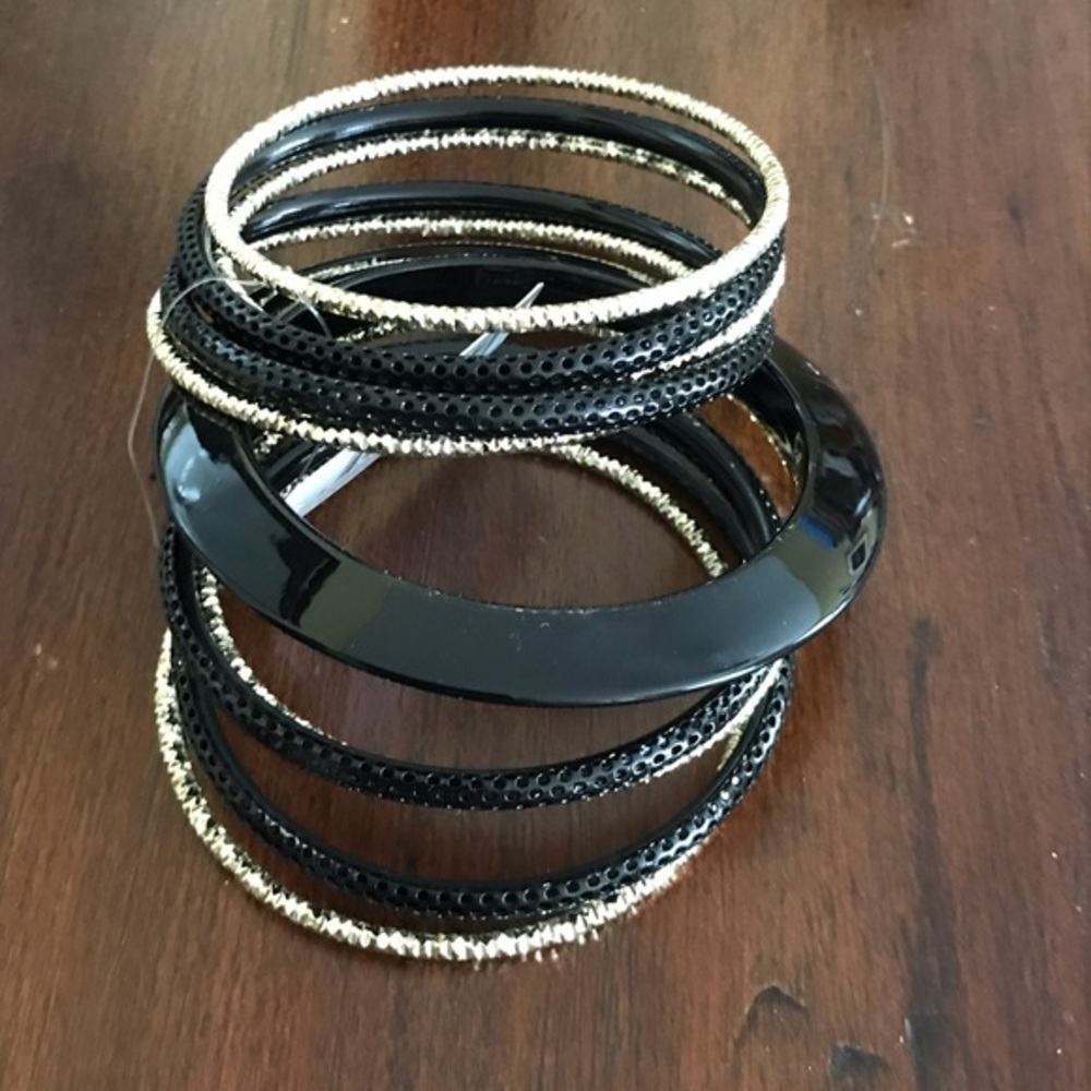 NWT Bracelets Bangle With Tag Bangle - Picture 4 of 4